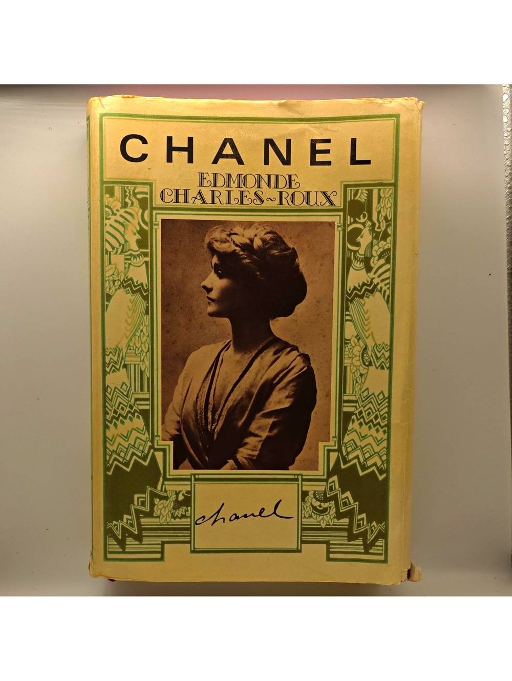 Chanel HC by Edmonde Charles-Roux Dust Jacket Jonathan Cape 1976 1st Ed